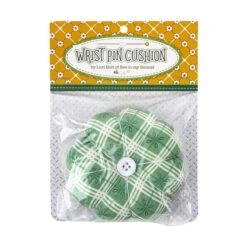 Lori Holt Bee Plaid Wrist Pin Cushion 6 Lori Holt Bee Plaid Wrist Pin Cushion -Riley Blake Designs ST 27265 media 3