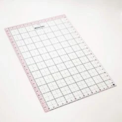 Lori Holt Cute Cuts™ Ruler 8 1/2" X 12 1/2"