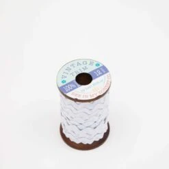 Lori Holt Vintage Trim Small Cloud Wooden Spool